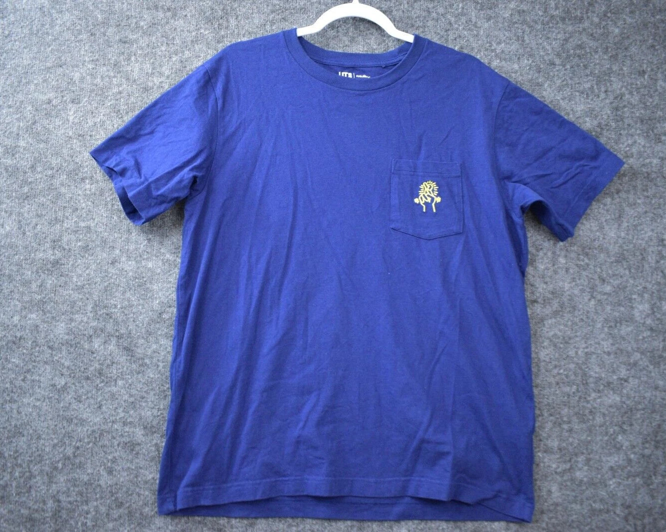 Uniqlo T-Shirt Large Blue Chest Pocket Keith Haring Fingers Crossed Graffiti Art