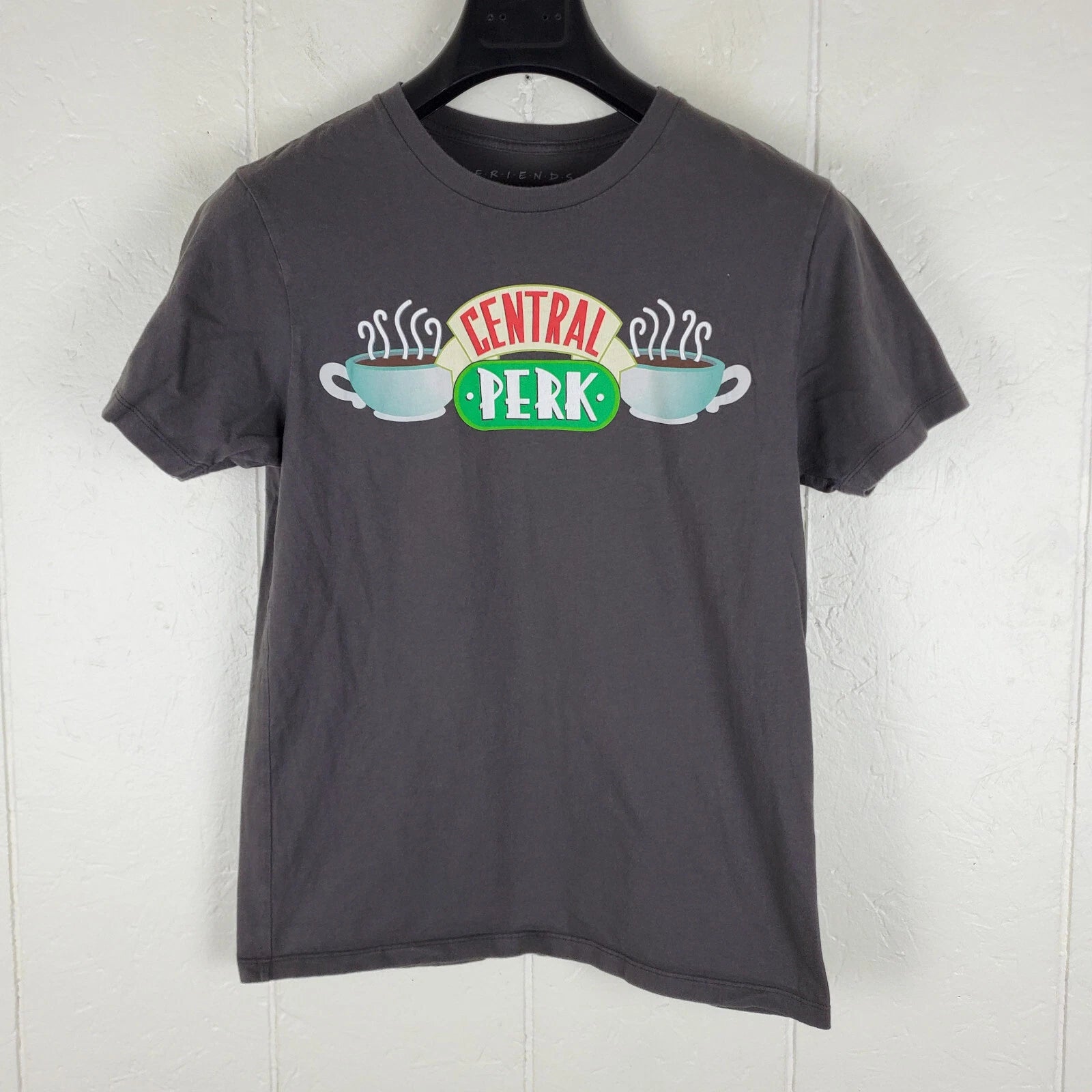 Friends The Television Series Shirt Mens Small Gray Graphic Crew Neck Stretch