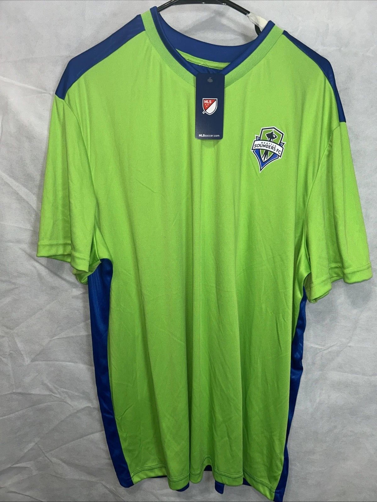 MLS  Seattle Sounders Club Football Club Men’s  XL Green   T-shirt BX1