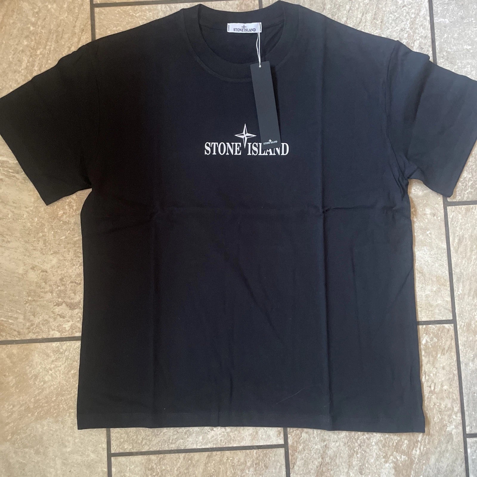 Men's Stone Island Black T Shirt Medium