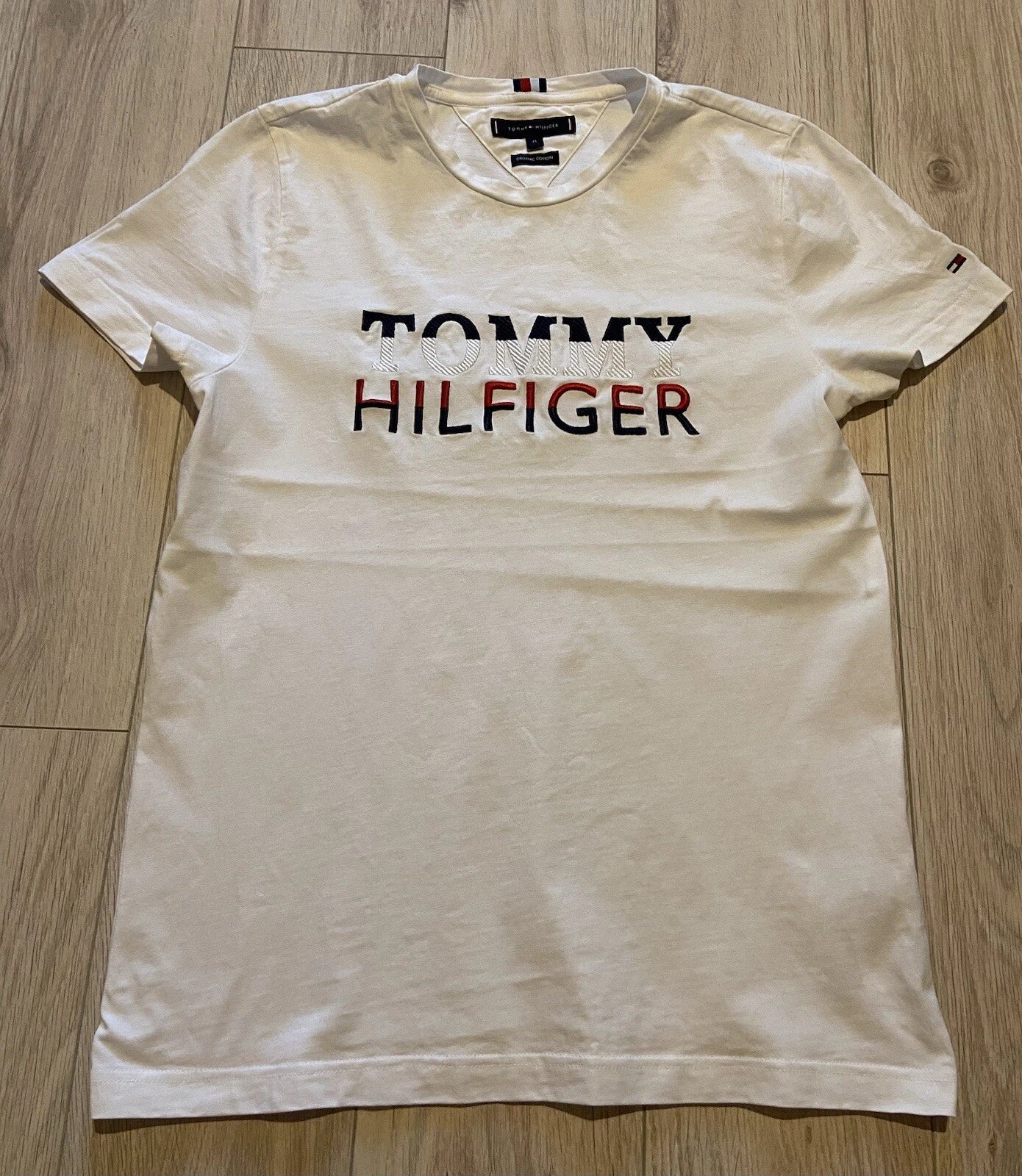 Tommy Hilfiger Men's White Short Sleeve T-Shirt Size Medium