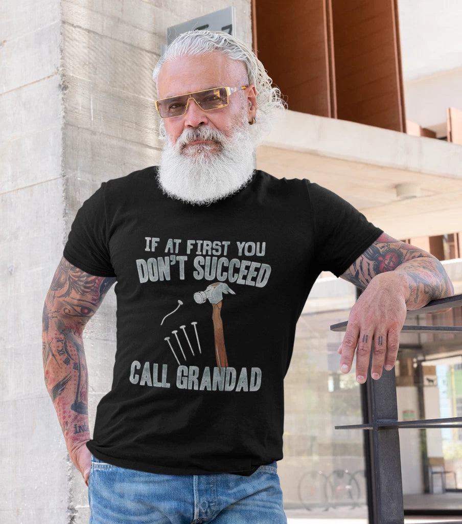 If You Dont Succeed Call GRANDAD T-Shirt Mens Builder Carpenter Christmas