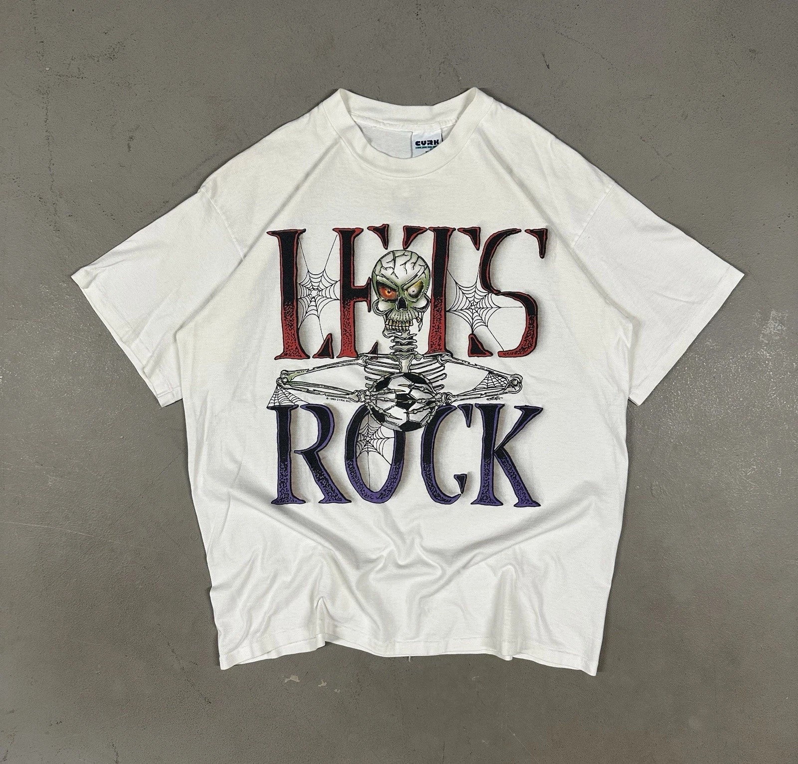 Vintage 1993 CRYX Soccer “Let’s Rock” Skater Grunge Skull Retro Tee T-Shirt
