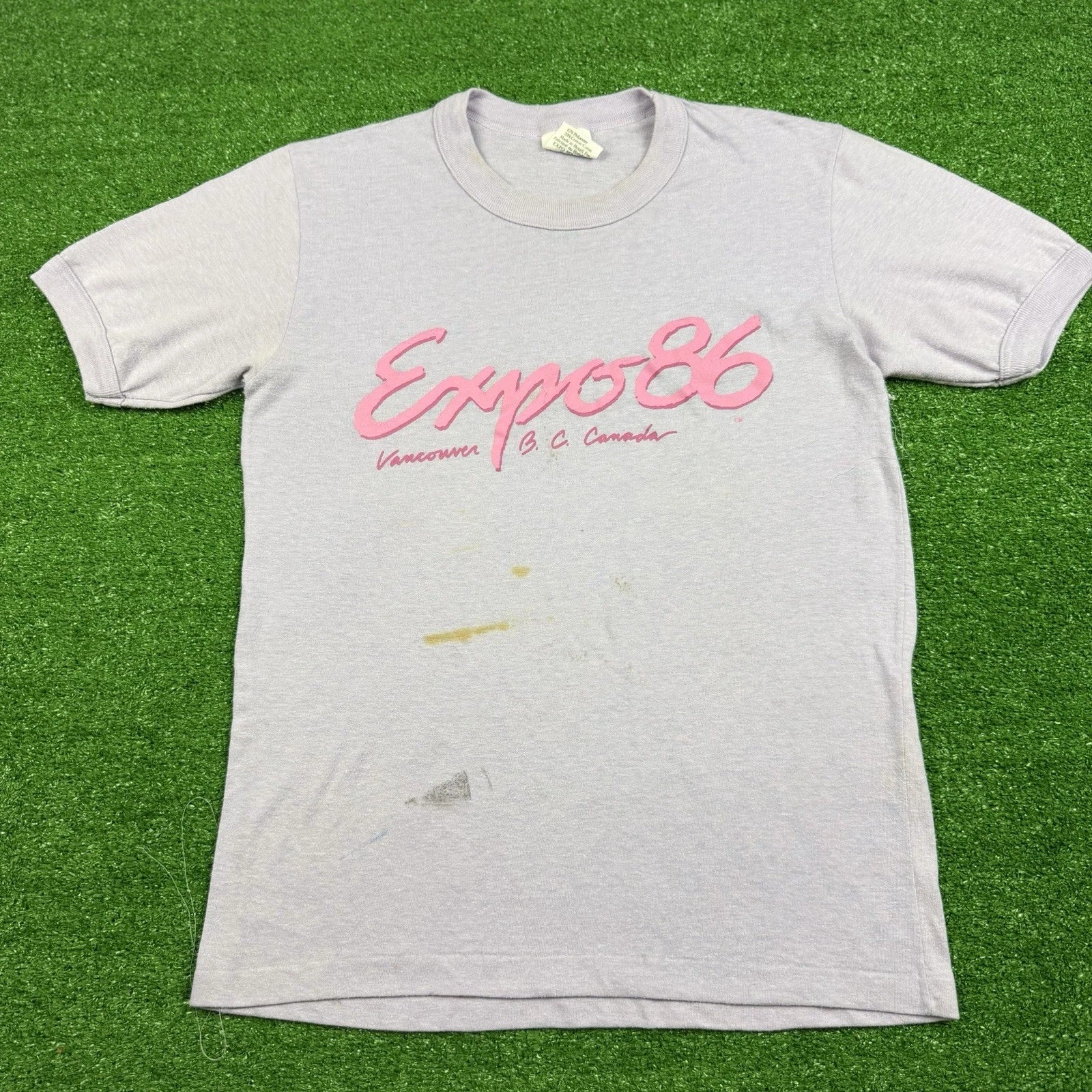 Vintage 1988 Expo Vancouver B.C. Canada Purple T-Shirt Size Medium THASHED USA