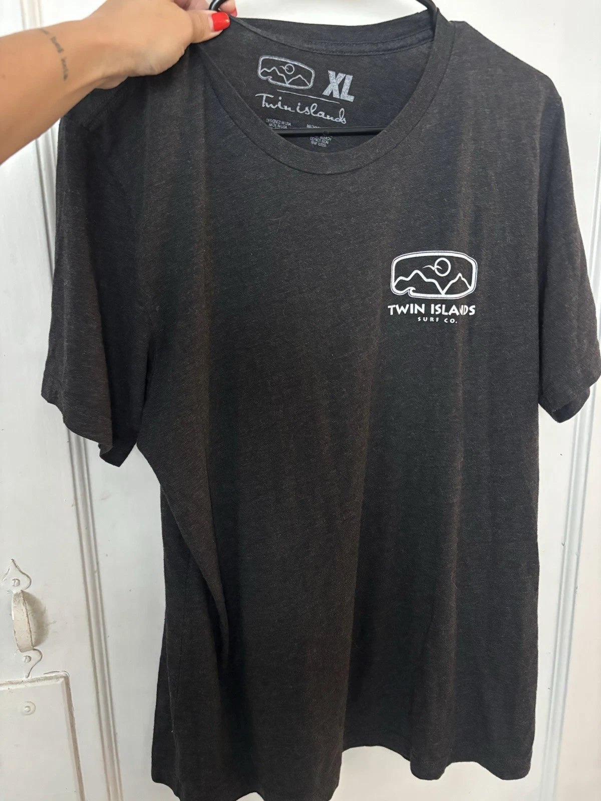 Twin Islands Short Sleeve Graphic Tee - Charcoal XL