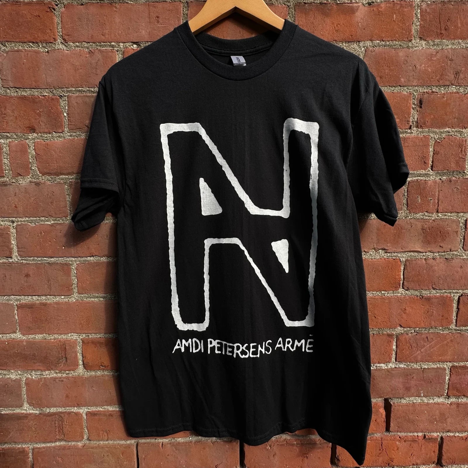 Amdi Petersens Armé T-Shirt S-2X Unisex (Screen Printed)