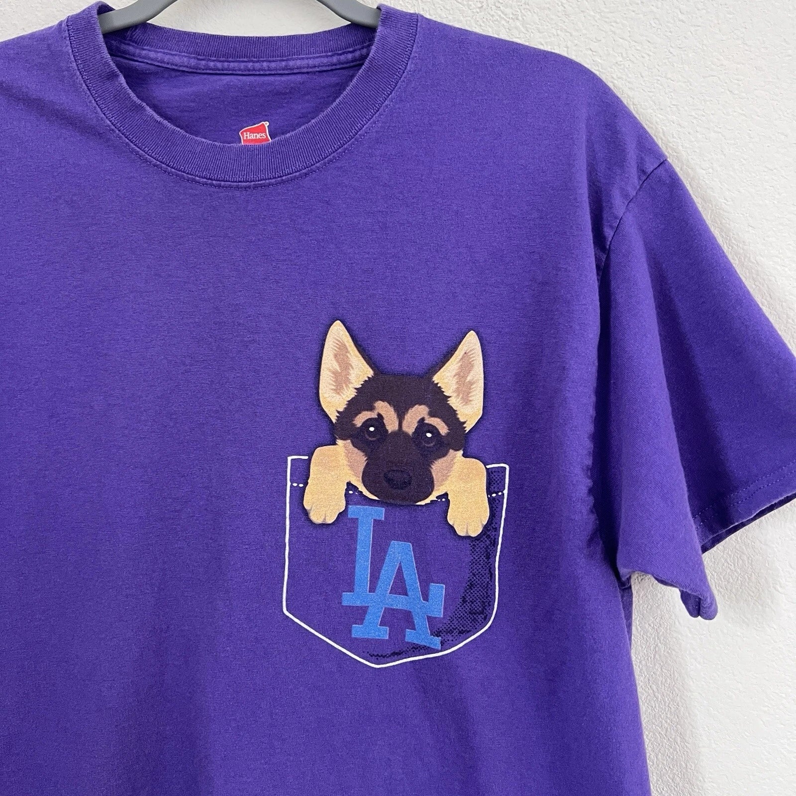 Hanes T-Shirt 100% Cotton Sz Large LA German Shepard Puppy Graphic Tee Purple