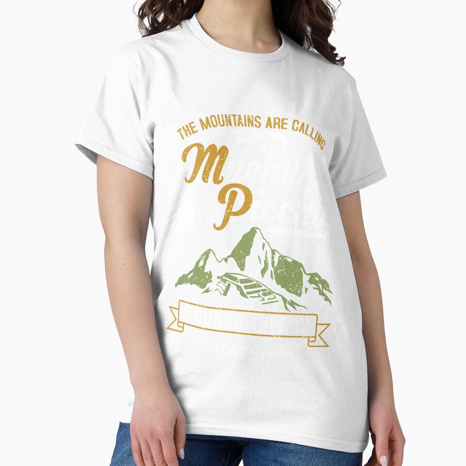 Vintage Peru Shirt Cusco Machu Picchu Llama Jersey Souvenir T-Shirt Machu Picchu Peru Llama Cusco Gift Idea by HallelujahTees