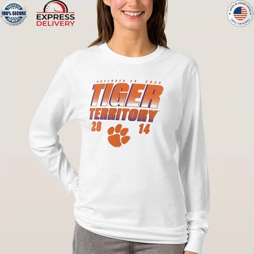 Clemson Tigers vs. South Carolina Gamecocks 2025 Score Shirt