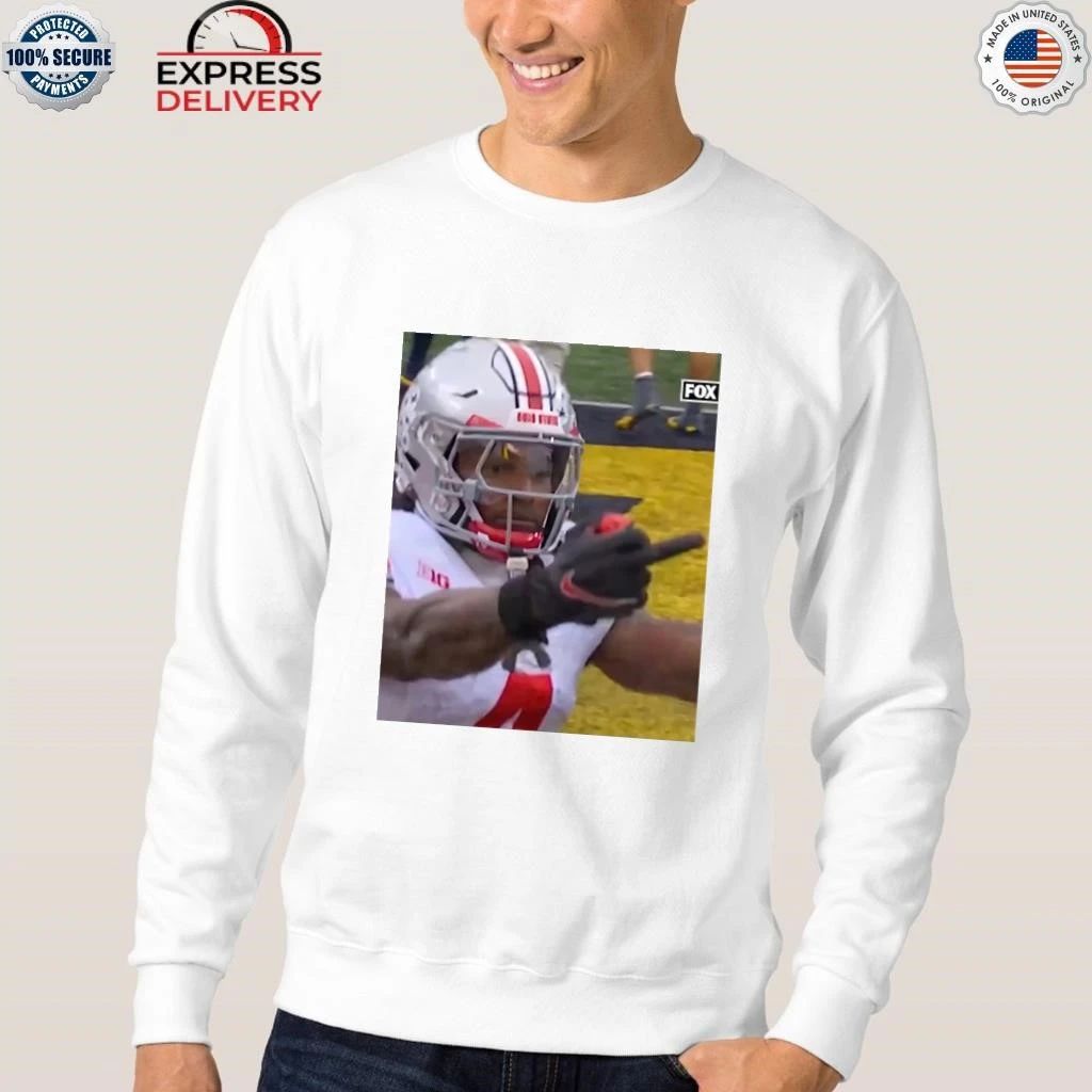Jeremiah Smith with the Marcus Hall salute Shirt